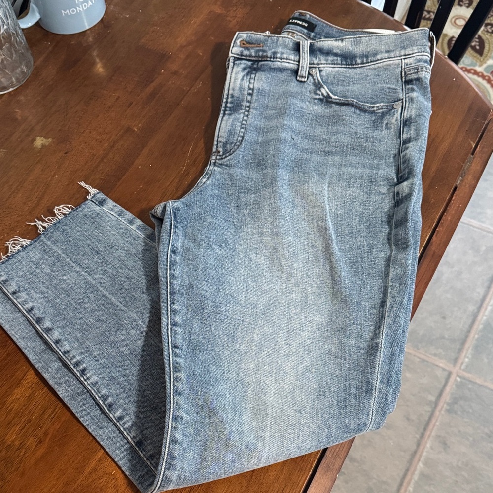 Express Light Blue Straight Leg Jeans. Brand new and never worn!